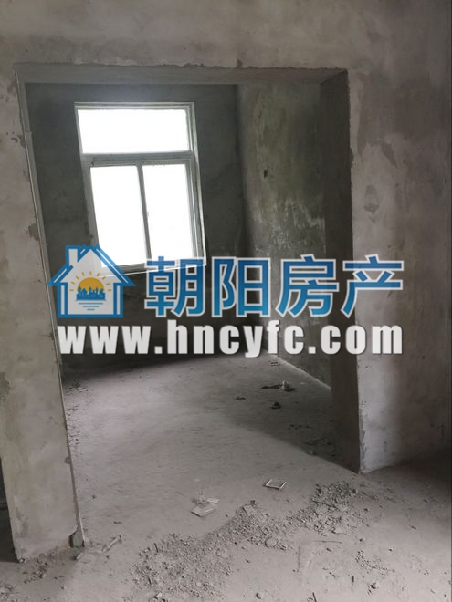 鑫湖小区毛坯3室2厅急售_6