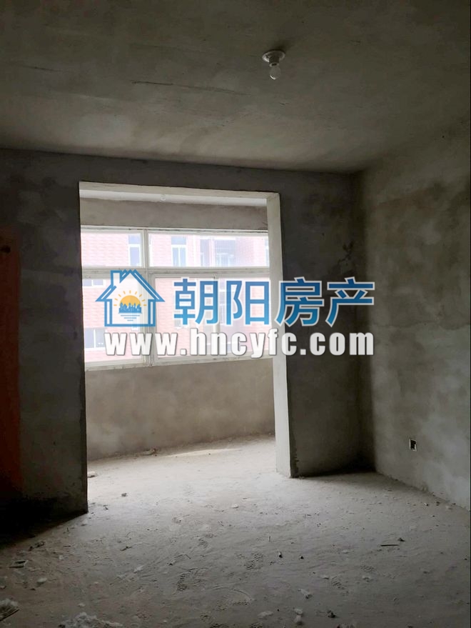 鑫湖小区毛坯3室2厅急售_3
