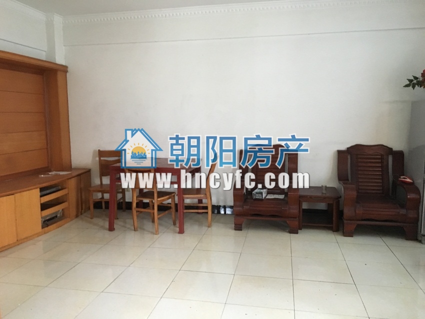 汽车五连对面商住楼简装多层出售_6