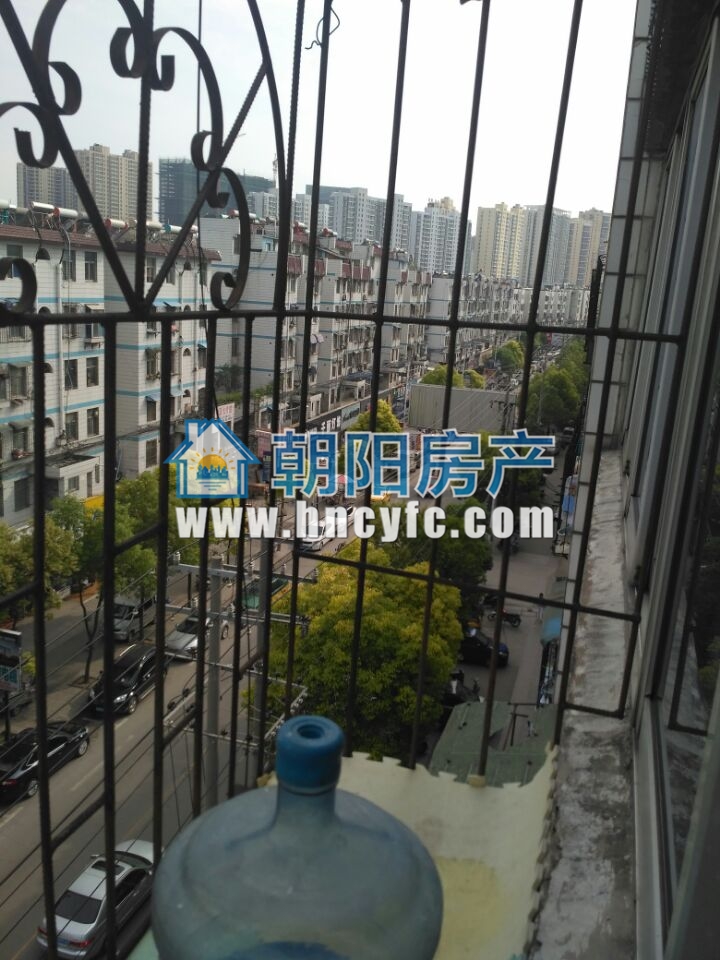 香港街 78平 南向两居 免税 中装_3