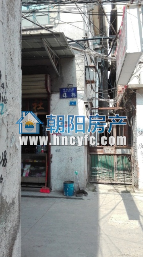 湖滨村 36平 朝南三室一厅 简装低楼层_4