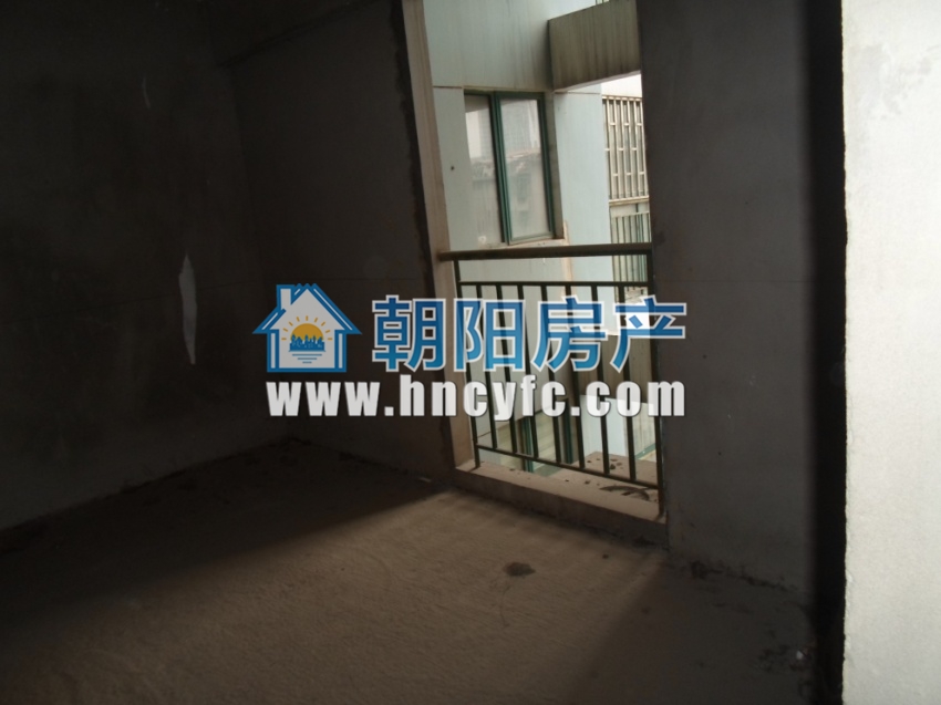 洞二小学校绿城花园7楼毛坯房4房2厅2卫近新体育馆i_2