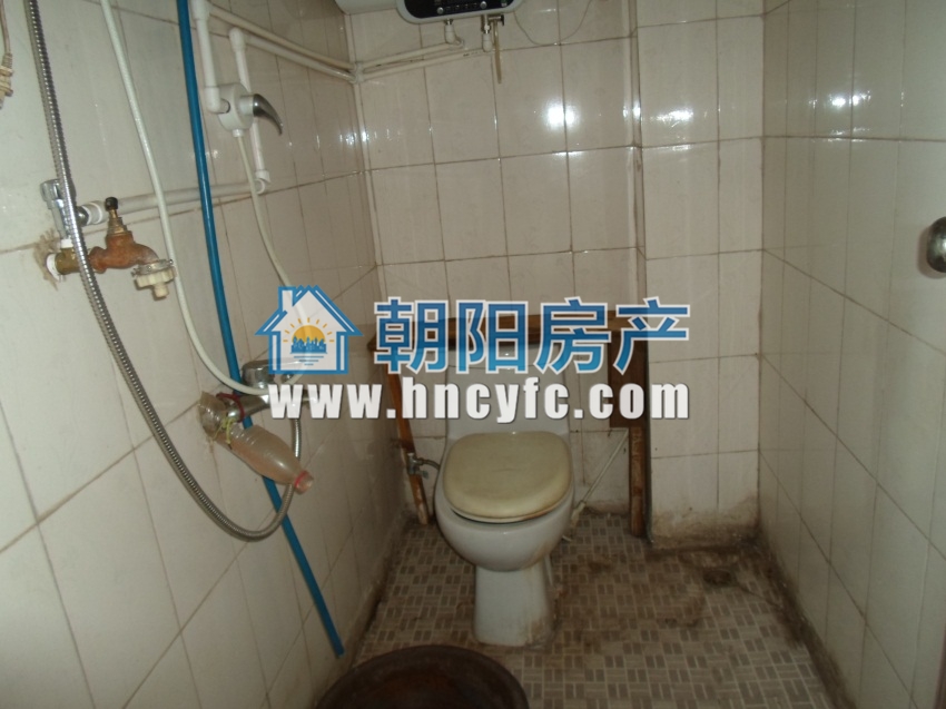 桂苑西区 62平 朝南两室一厅 交通便利 简装_5