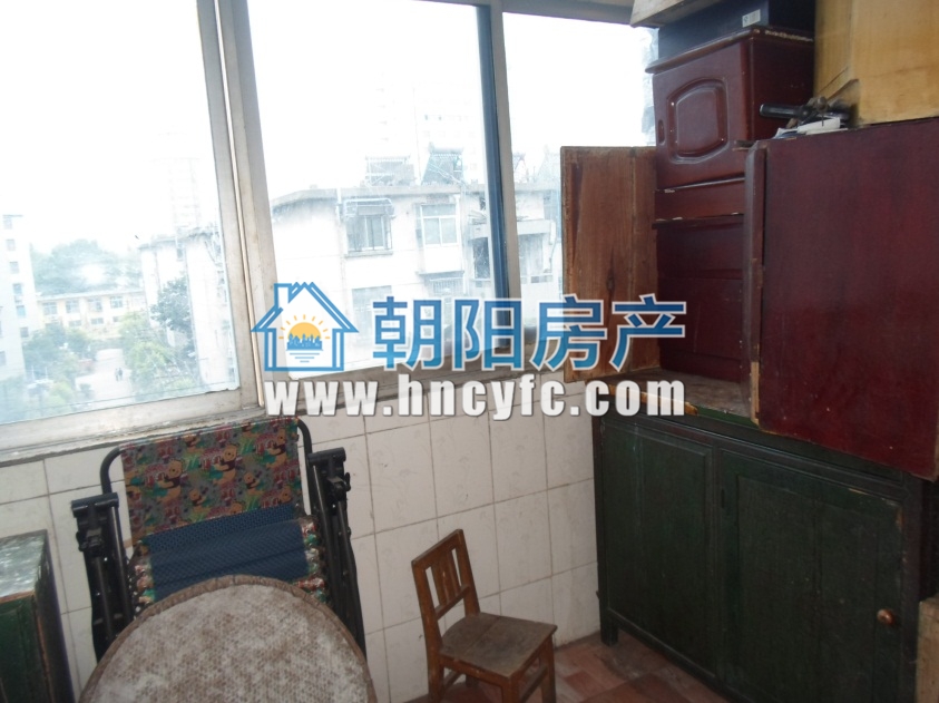 桂苑西区 62平 朝南两室一厅 交通便利 简装_2