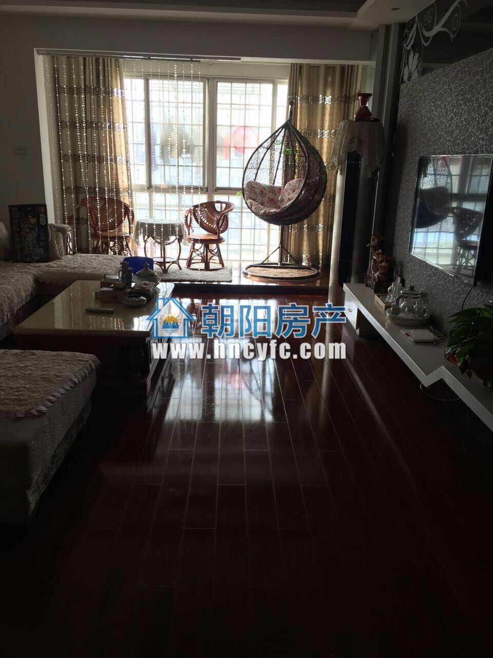 银鹭万树城精装3室2厅130.63平米出售_6
