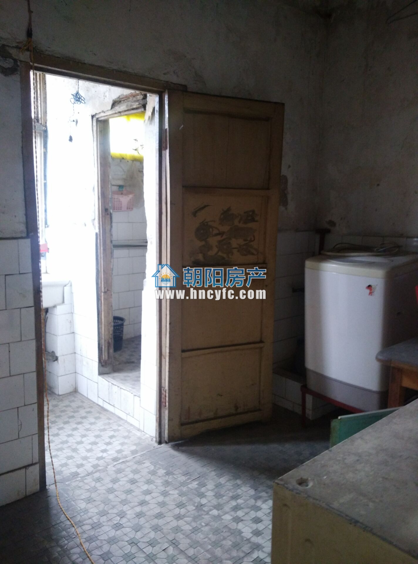 商业村多层中装学区房出租_4