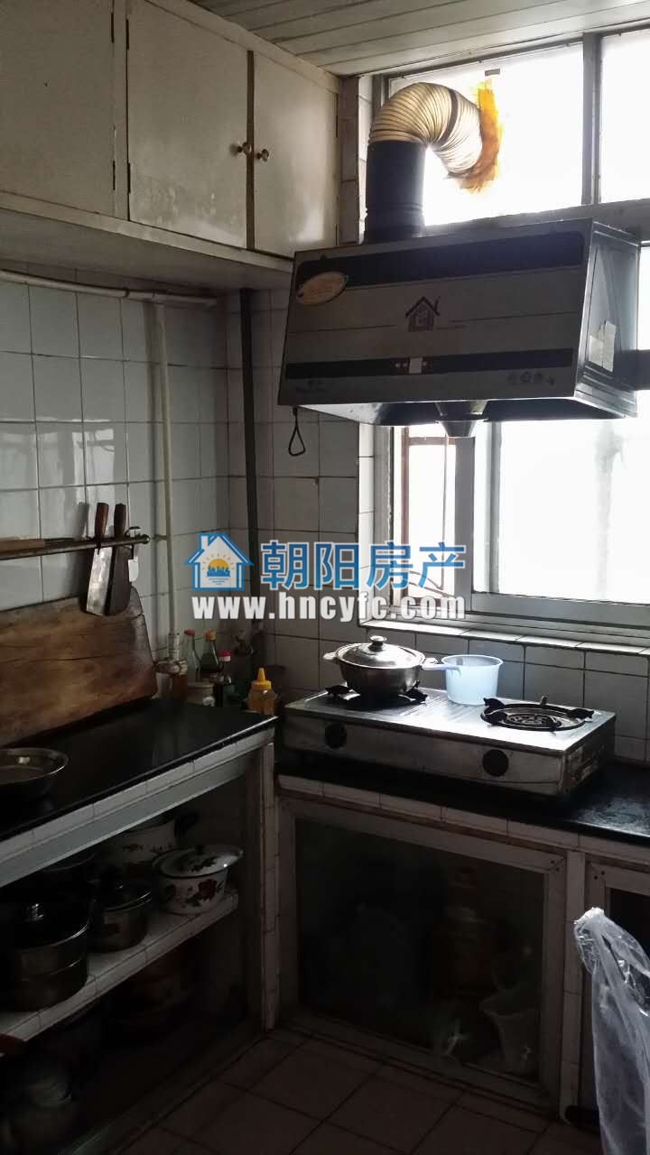 天桥小区 三室一厅 好楼层 中装修 急售_7