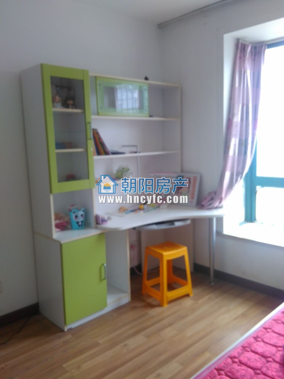 东苑东区跃层带大平台好房急售_4