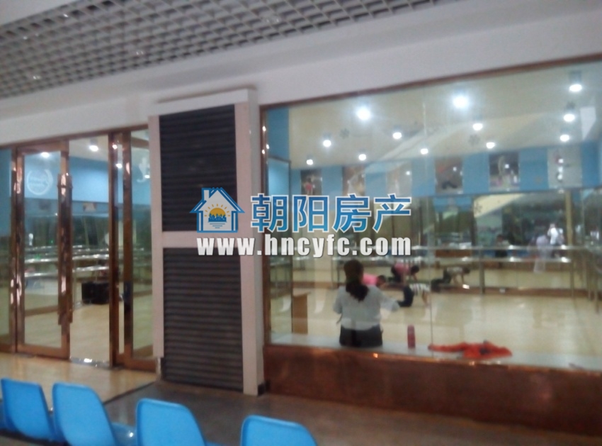 圣地数码广场 25平 单铺简装 低楼层 适合创业_5