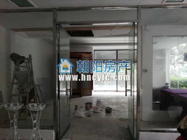 龙湖路一号 40平 南向商铺 交通要塞 人流密集_10