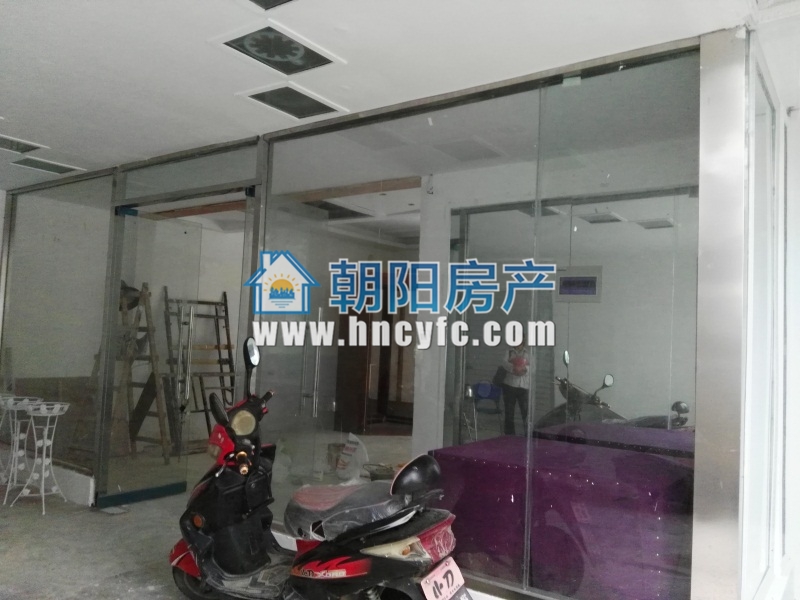 龙湖路一号 40平 南向商铺 交通要塞 人流密集_8