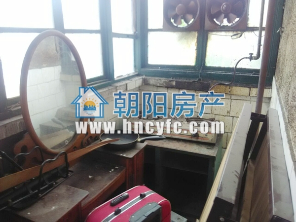 理工大家属楼 66平 朝南三室 学区房 简装出租_6