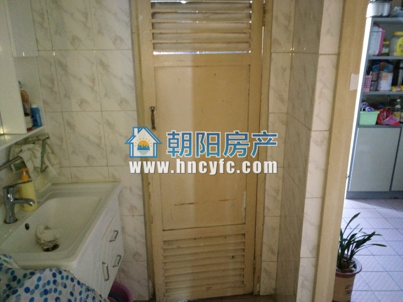 老一处多层简装出售_2