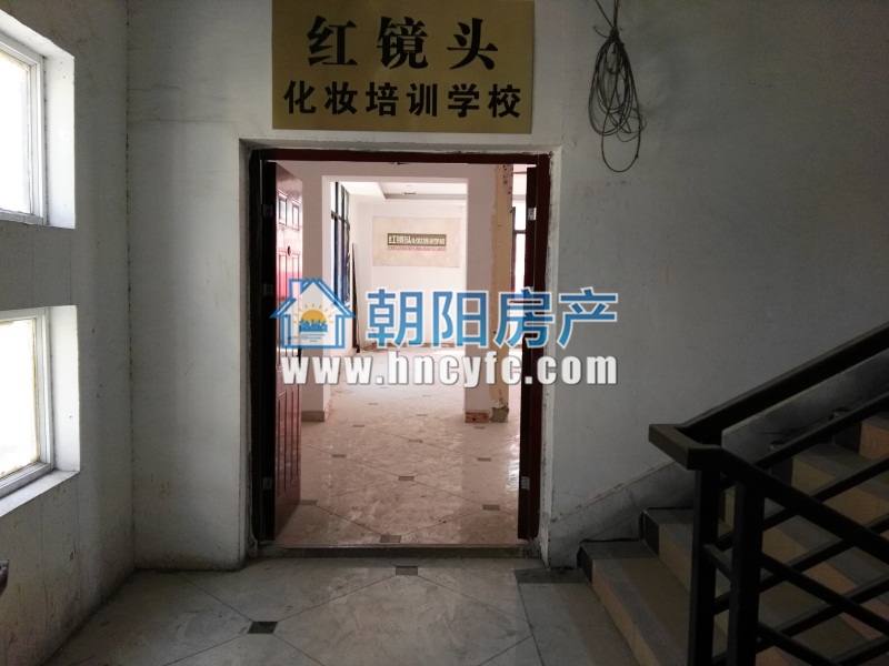 商贸广场 300平 高楼层商铺 简装 田家庵朝阳_8