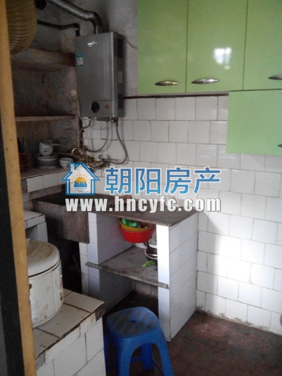 法院新村3室1厅，少年宫附近，多层好房出售！_4