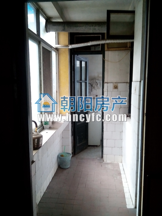 法院新村3室1厅，少年宫附近，多层好房出售！_2