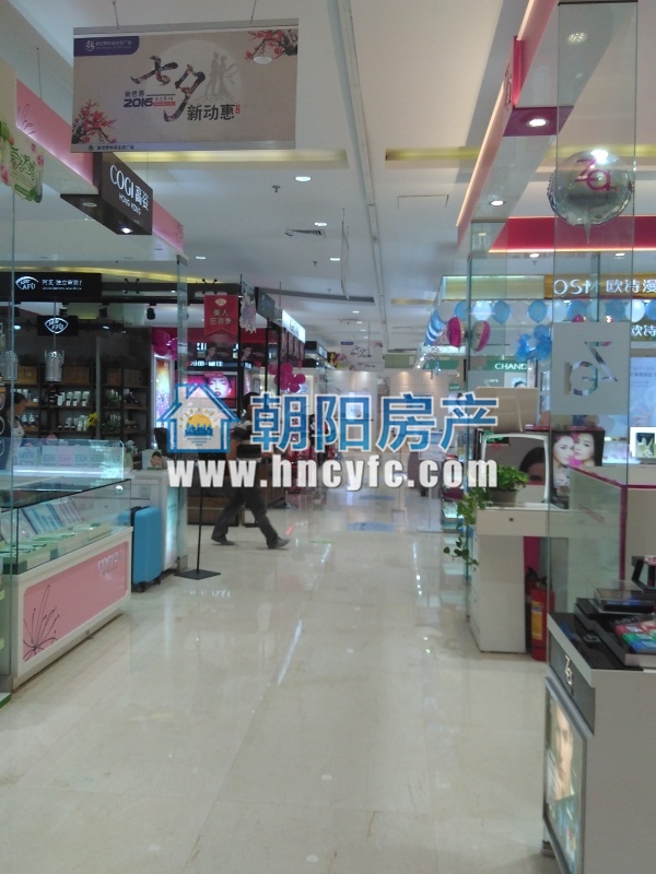 商贸附近，家乐福新世界一楼商场商铺，多铺打通，带租约销售。_7