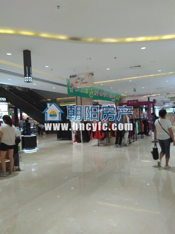 商贸附近，家乐福新世界一楼商场商铺，多铺打通，带租约销售。_6