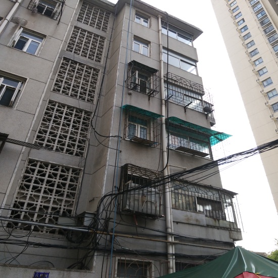 华声苑 74平 南向两居 交通便利 学区配套_3