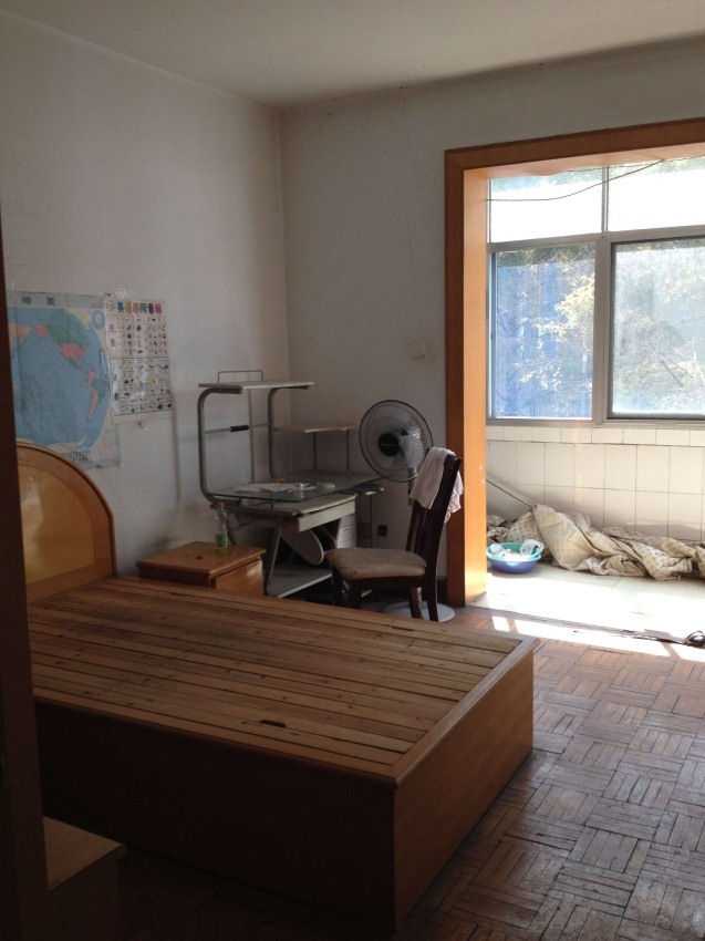 人防大院 60平 南向两居 中装高楼层_2