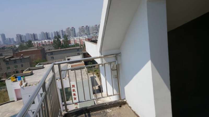 康安家园2室1厅毛坯6跃7出售 好房子不容错过！_3