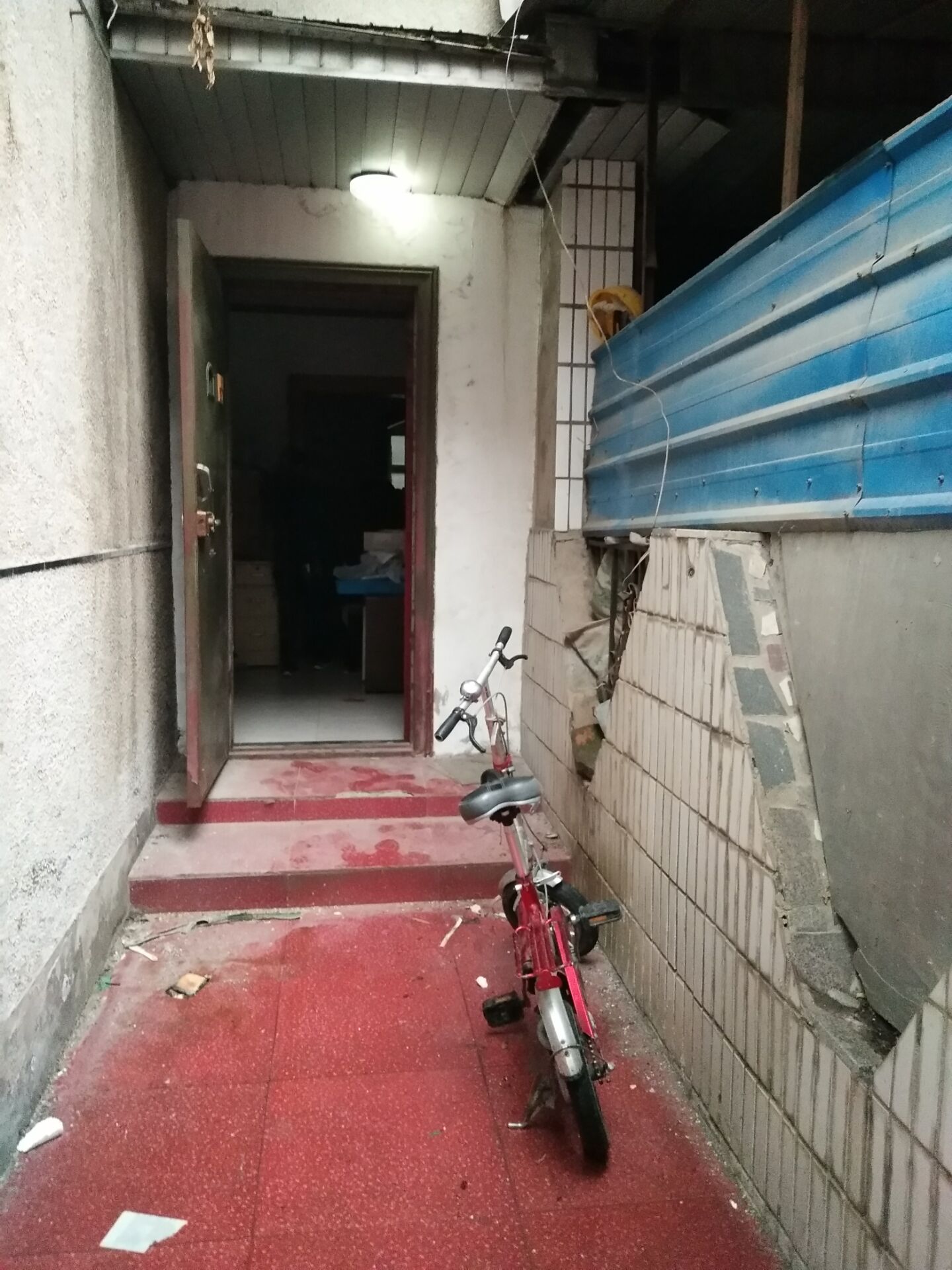 朝阳村 100平 南向三室中装 3900元/平 配套齐全_3