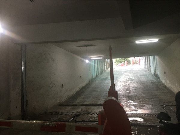 低价急售新时代广场地下车位急售_2