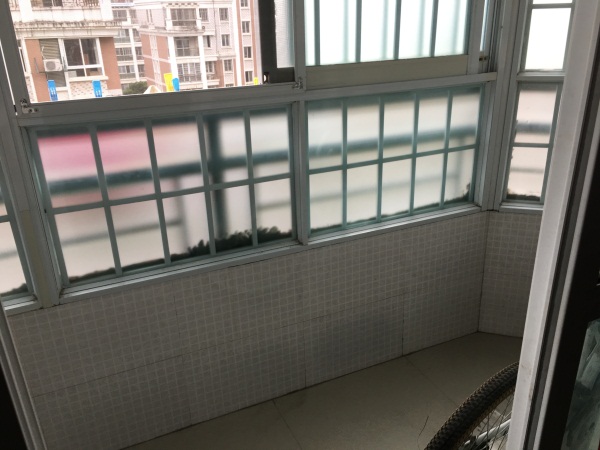银鹭万树城 86平 朝南两室 学区房 3366元/平_5