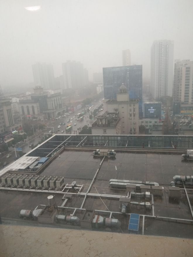东方国际广场精装修小公寓急租_10
