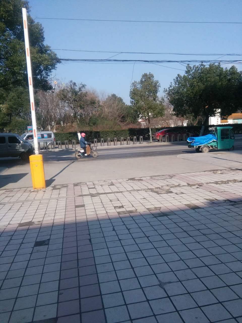 龙湖汇景 346平 临街旺铺 南向简装 公园对面_1