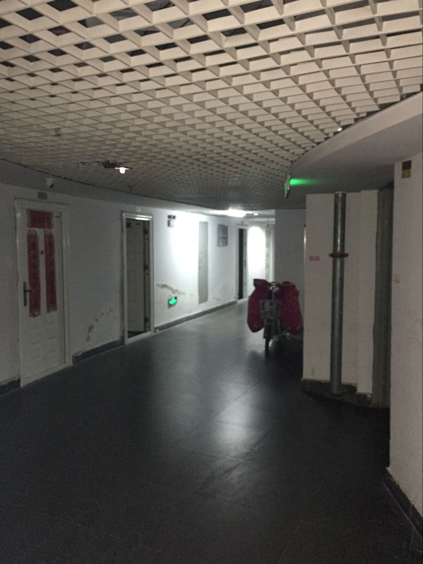 信谊金座1室1厅精装修公寓出售_2