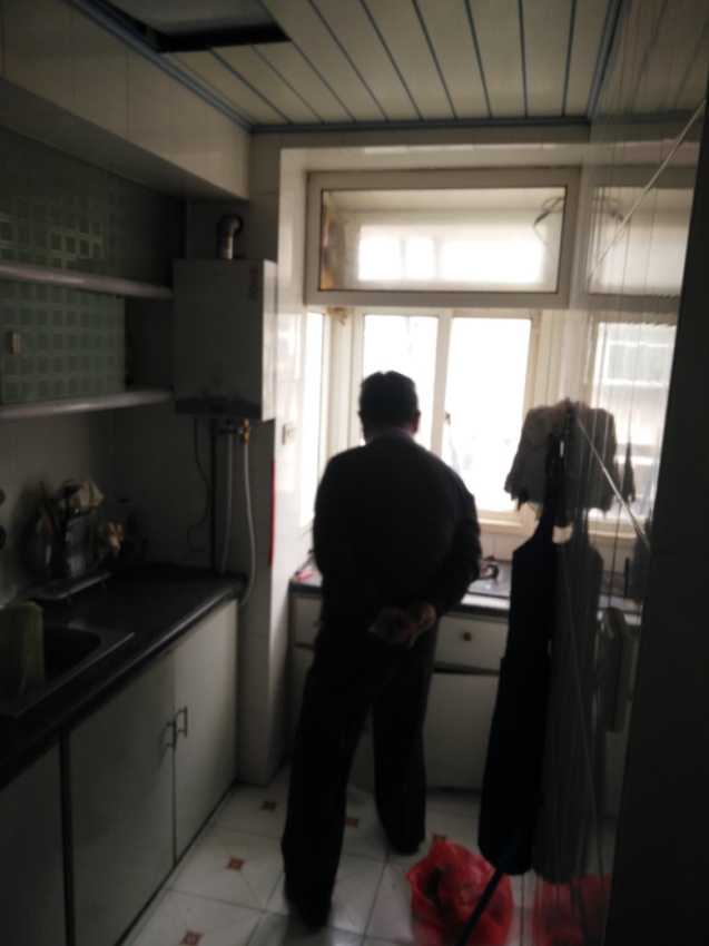 新华二村 66平 朝南精装两居 学区房 交通便利_3