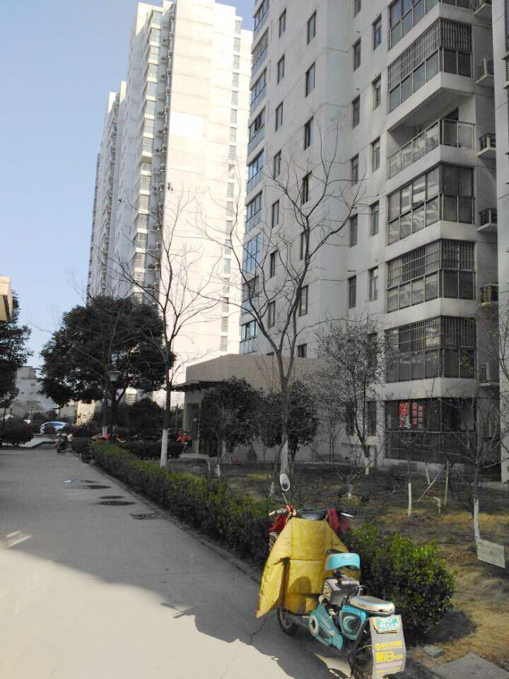 湖滨公园城 91平 南向两室两厅 中装 交通便利_2