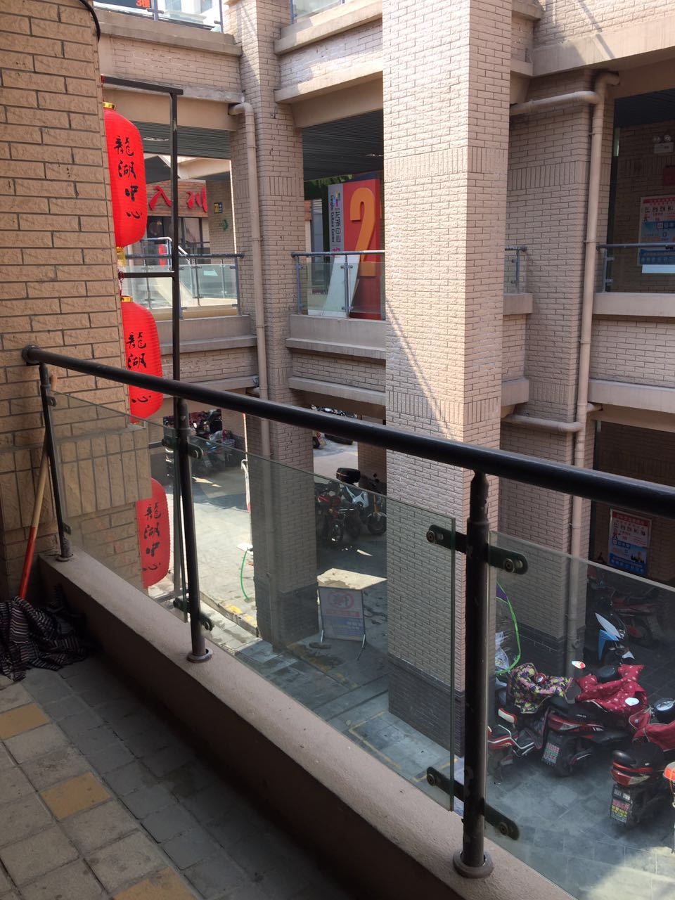 朝阳街道 24平单铺 高楼层 毛坯 商铺出售_2