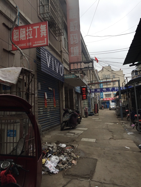 朝阳菜市商铺诚心出售位置好带租金_5