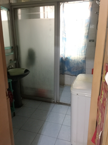 龙湖南路供电局家属楼两室一厅急售_4