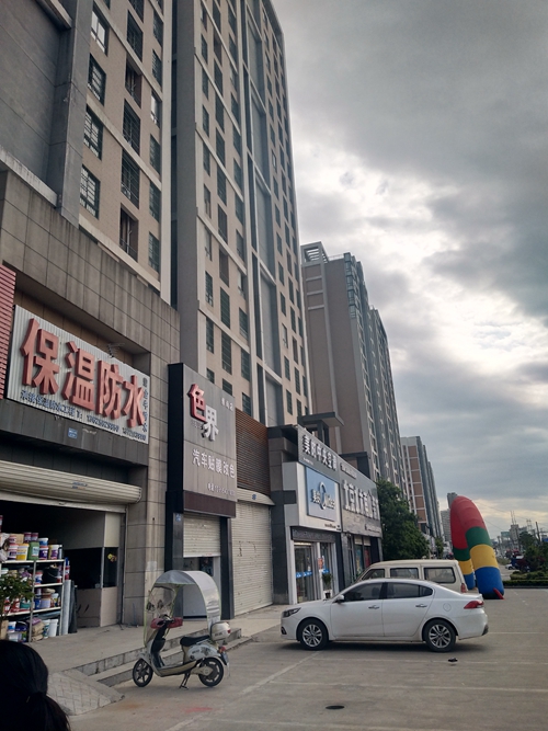 银鹭万树城组团四 24平单铺 简装急抛_7