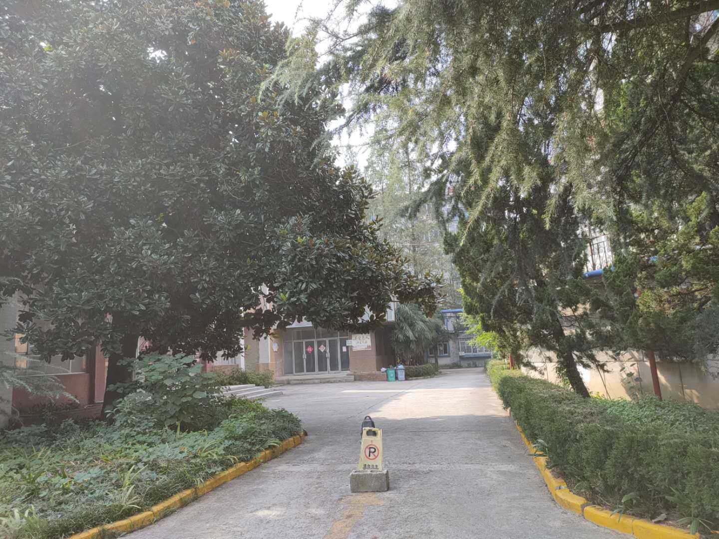田家庵区朝阳街道电子八所家属楼_11