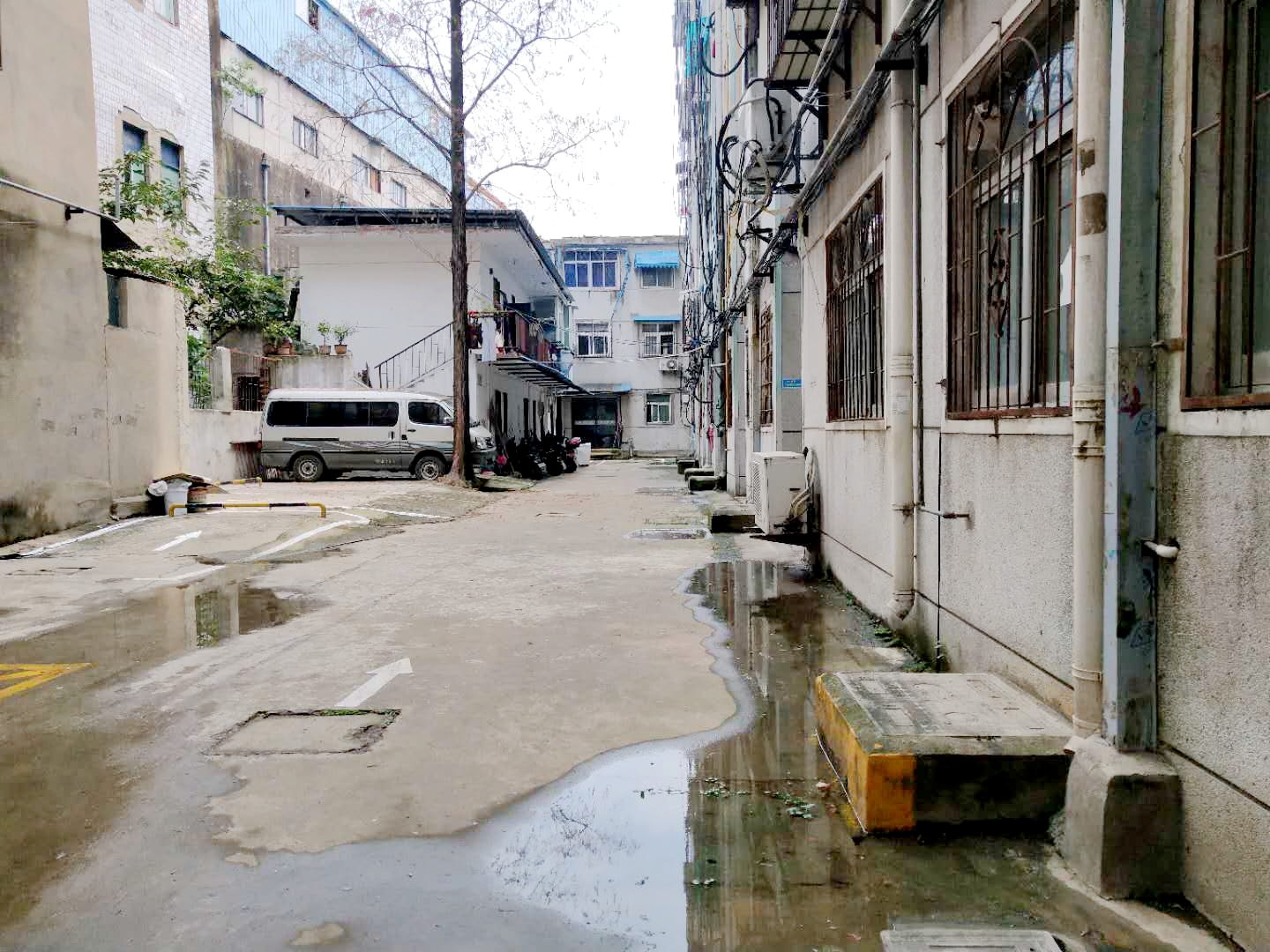 田家庵区公园街道职防所家属楼_3