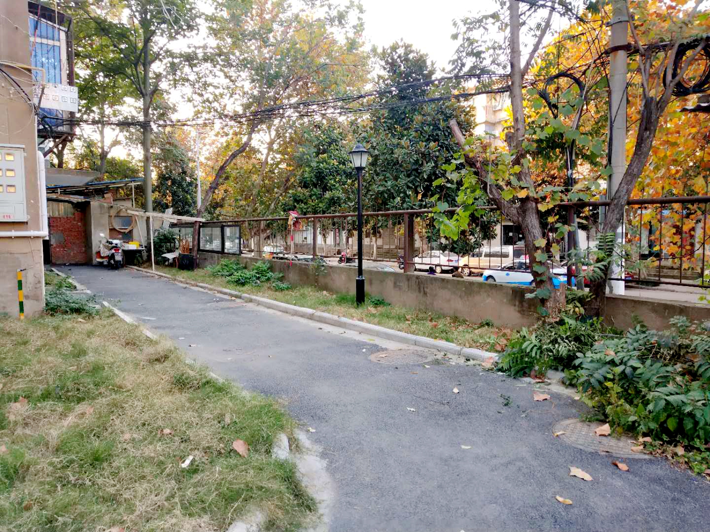 田家庵区龙泉街道南岭村技校住宅楼_8