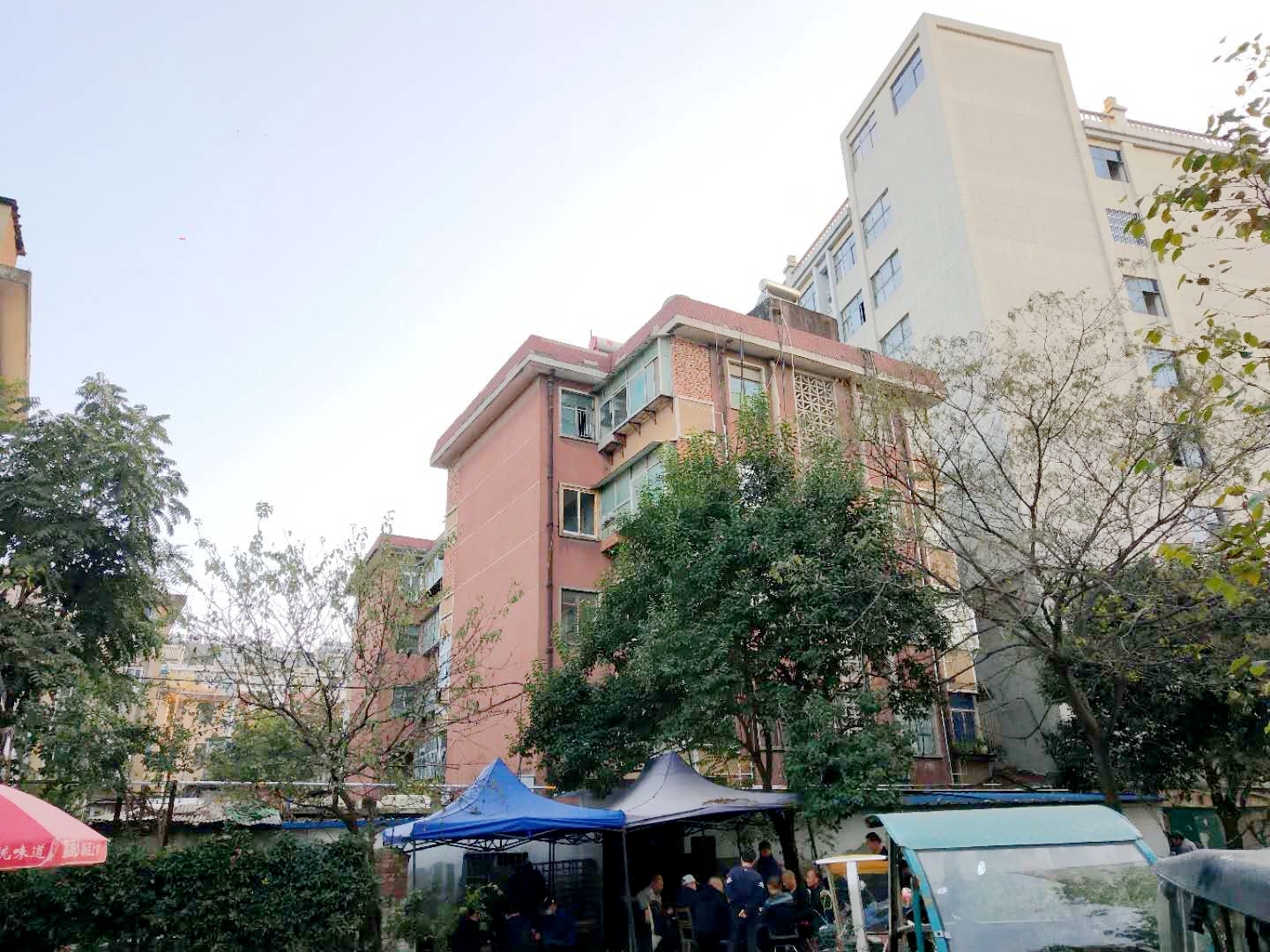 田家庵区龙泉街道洞泉粮站家属楼_2