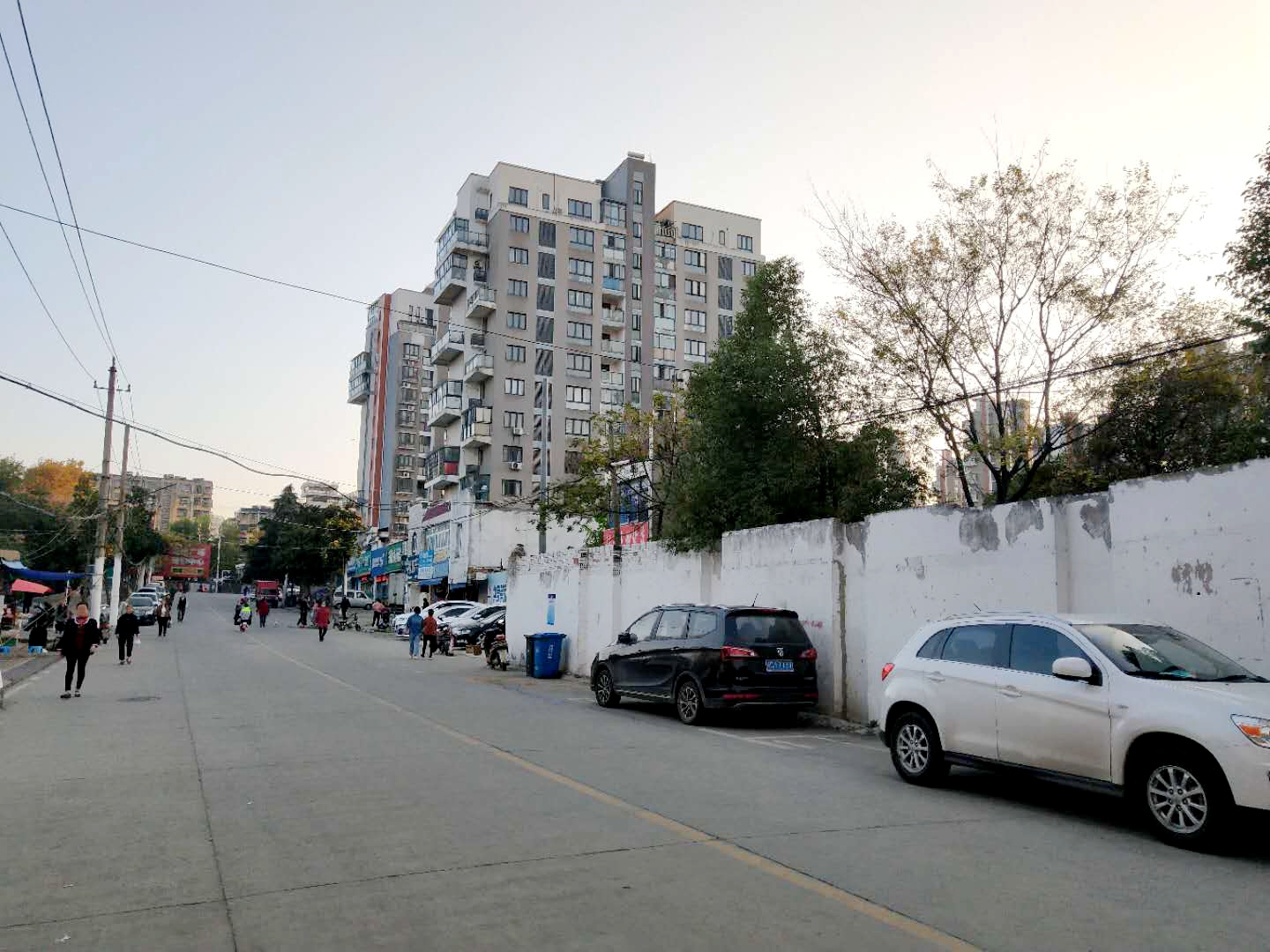 田家庵区龙泉街道洞泉粮站家属楼_3