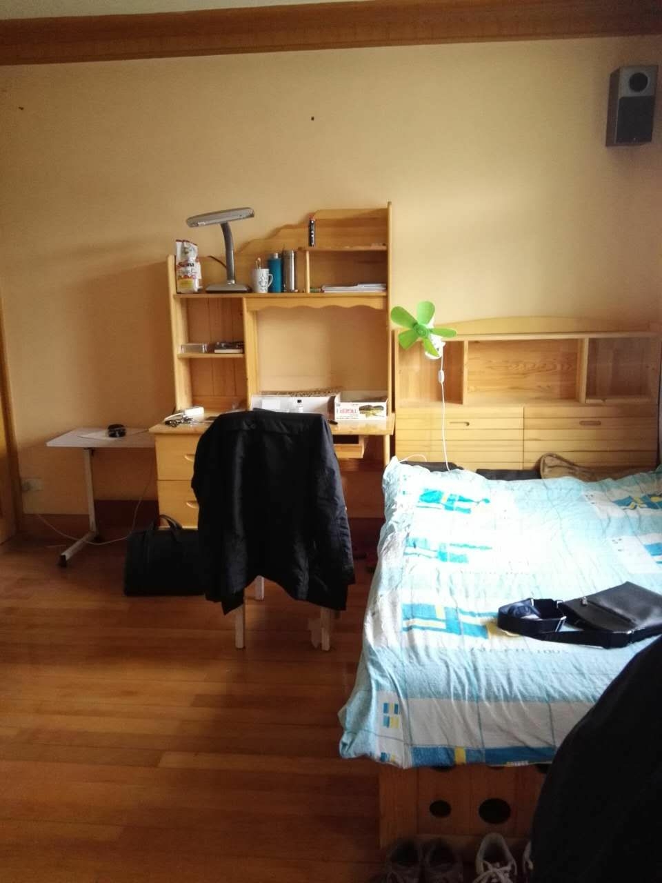洞山中学旁黎明楼4层吉房出售_5