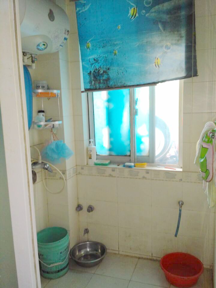 龙腾小区二楼2室2厅出售_8