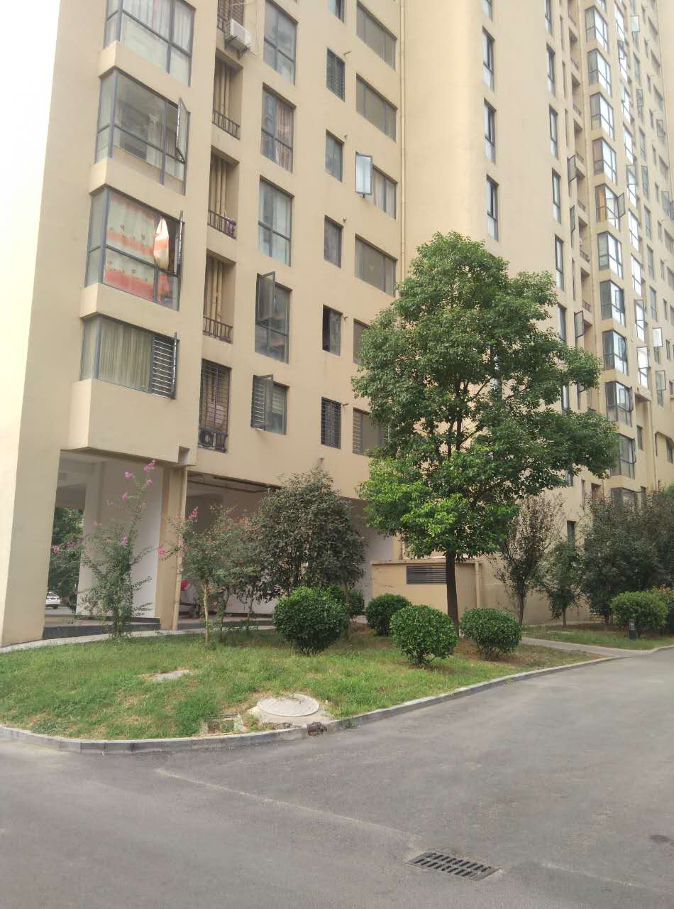 西湖春天精装修三室二厅户型非常好，拎包入住_5
