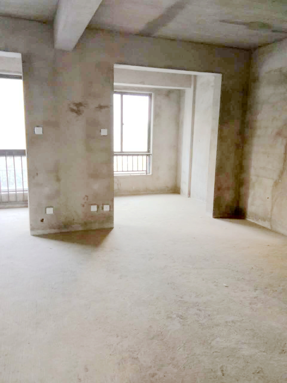 金地月伴湾四区2室2厅毛坯房出售_4