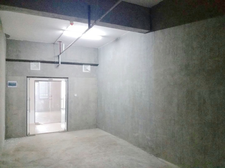 龙湖路一号此房是上是商铺急售_2