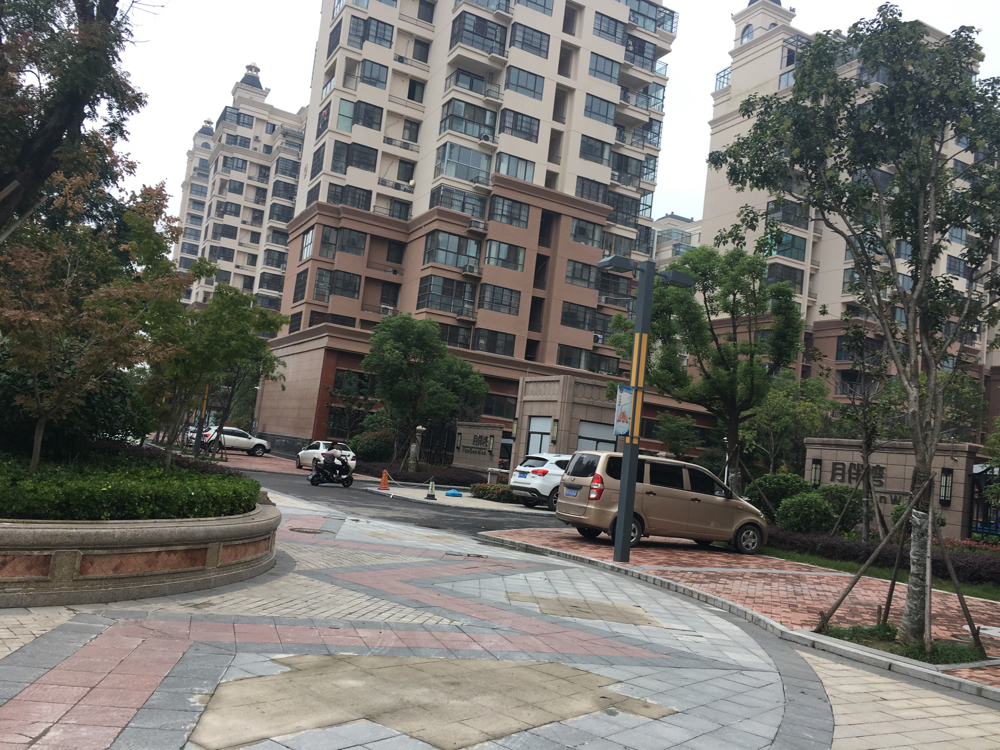月伴湾二区商铺旺铺出售_2