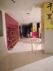北京名都 10平 临街旺铺 简装 适合小本创业
