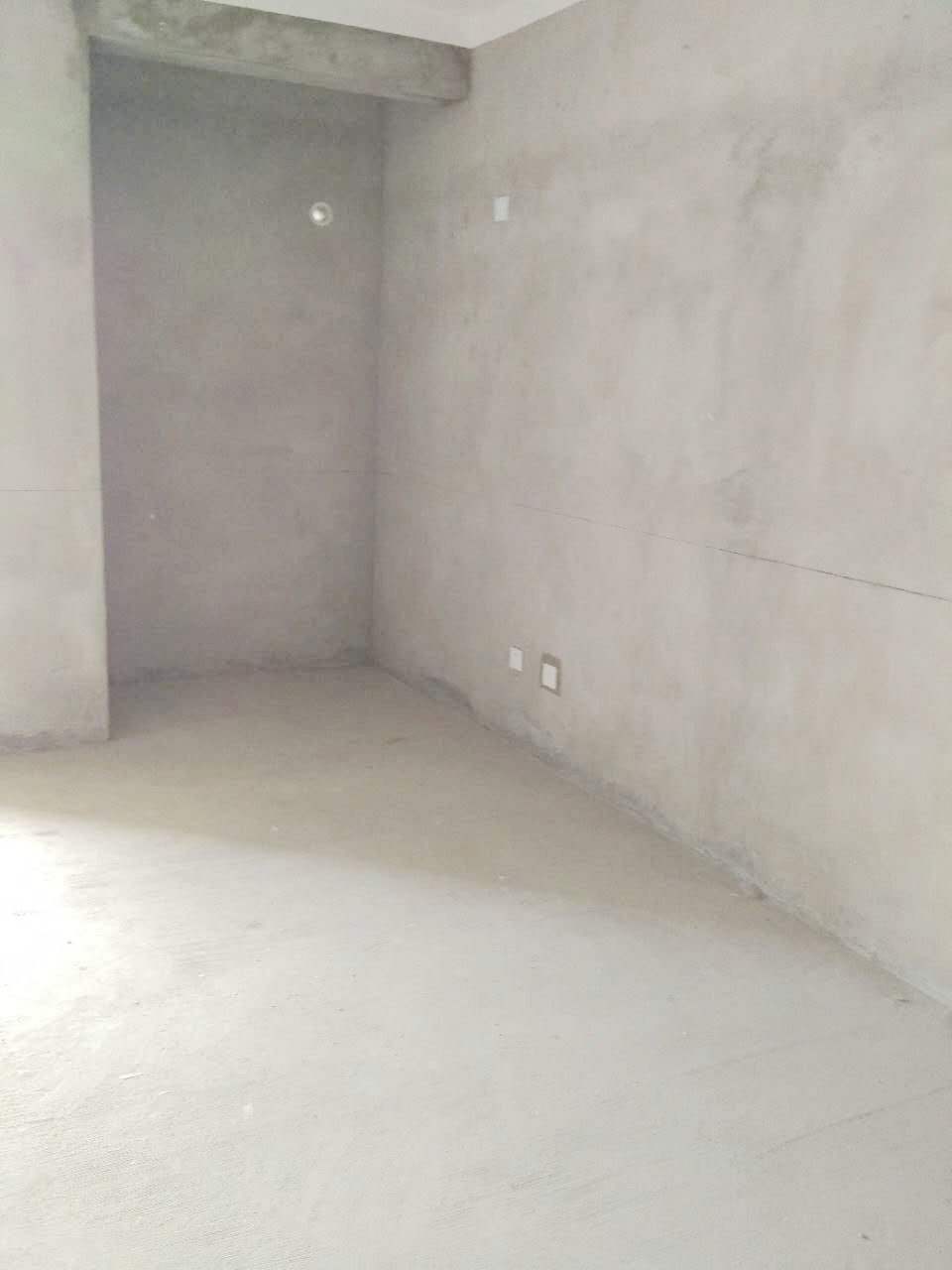 金地国际城二期阳光里一室一厅毛坯公寓出售_5